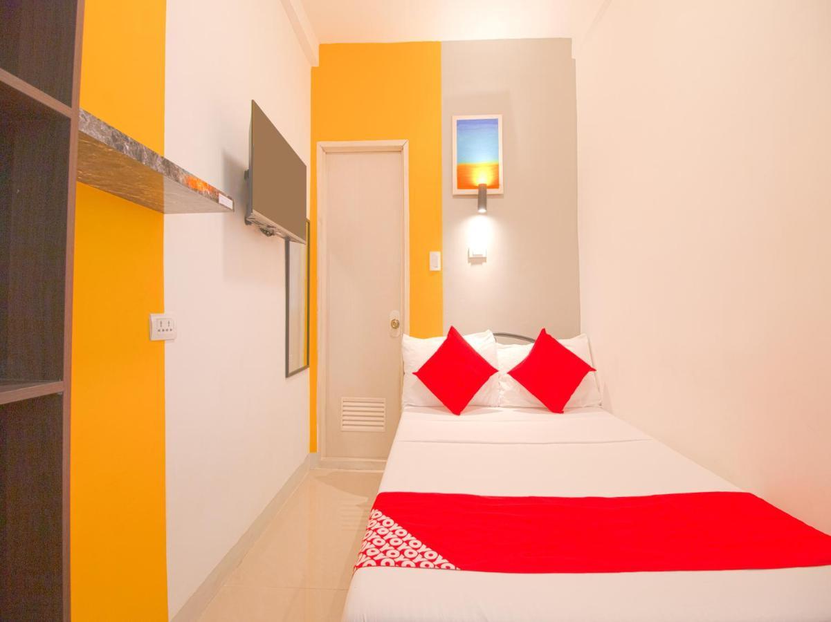 Hometel Barrio House Mactan มักตัน ภายนอก รูปภาพ