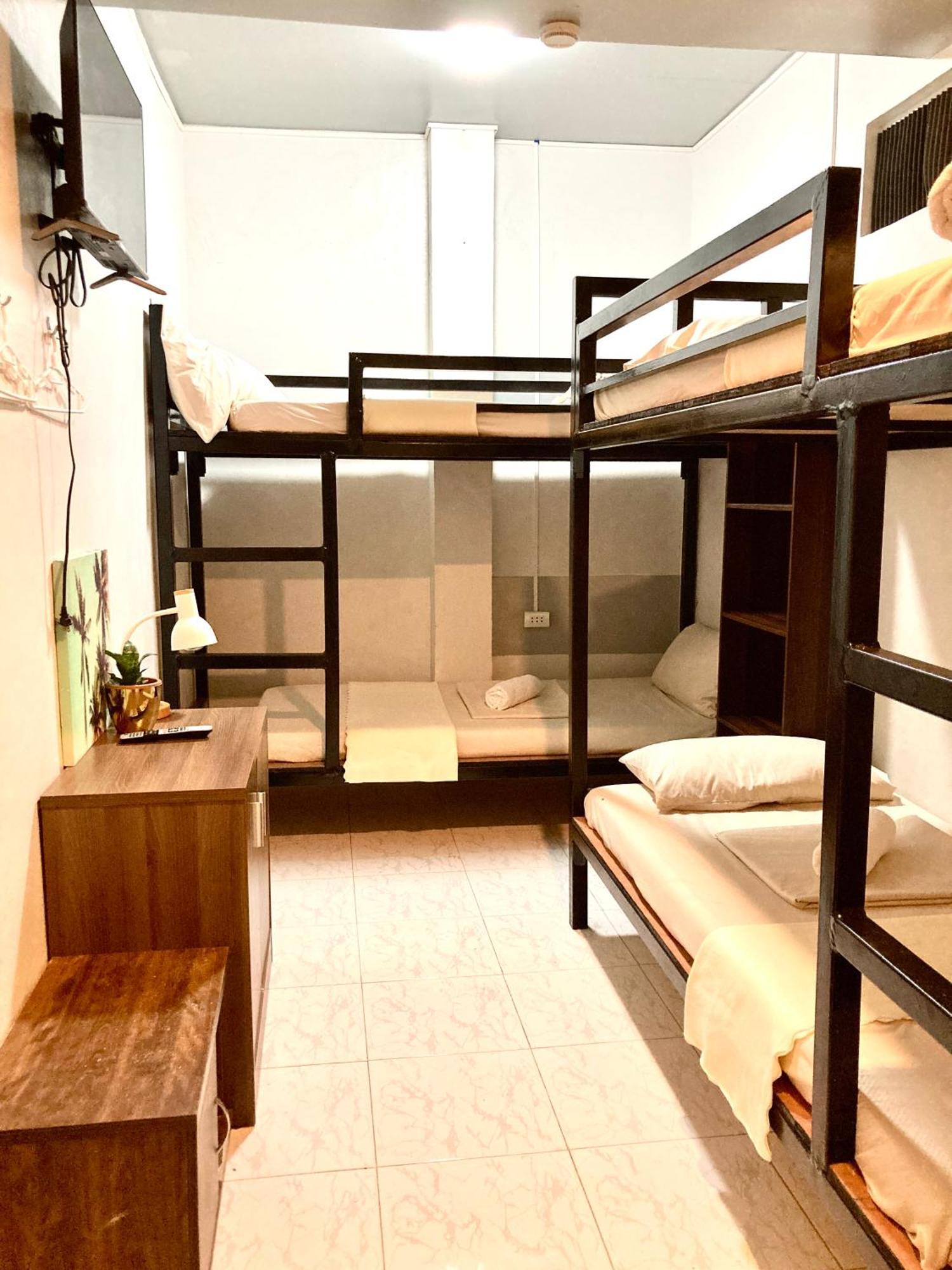 Hometel Barrio House Mactan มักตัน ภายนอก รูปภาพ