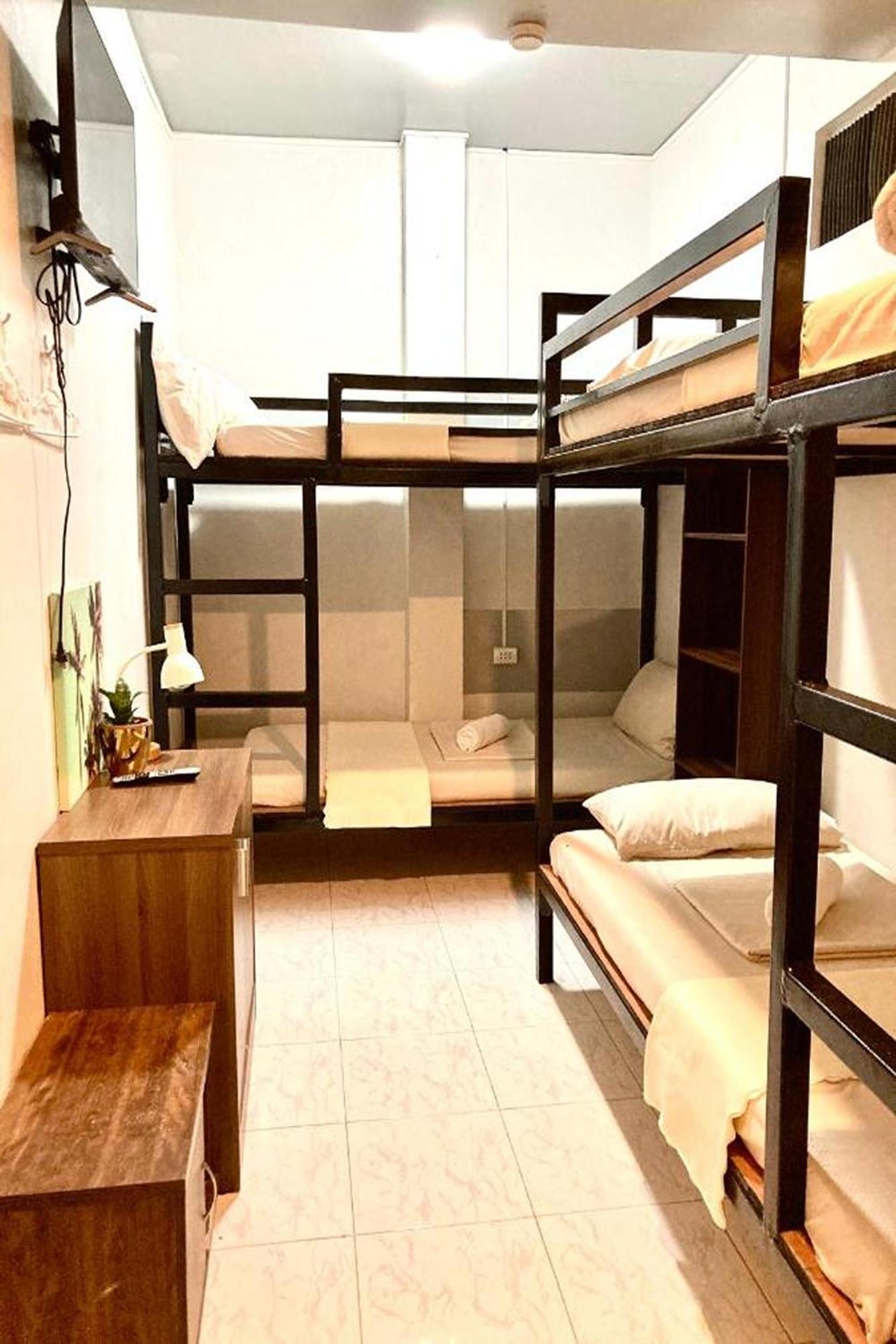 Hometel Barrio House Mactan มักตัน ภายนอก รูปภาพ